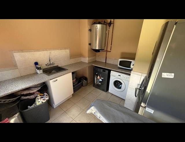 3 BEDROOM HOUSE FOR SALE IN LINMEYER